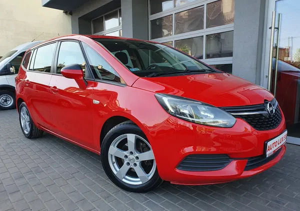 mazowieckie Opel Zafira cena 39900 przebieg: 221000, rok produkcji 2017 z Warszawa